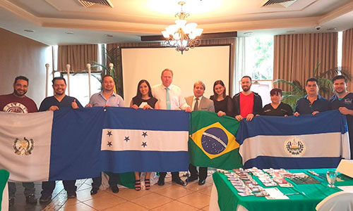 Pós-graduação em Implantodontia Oral Facsete